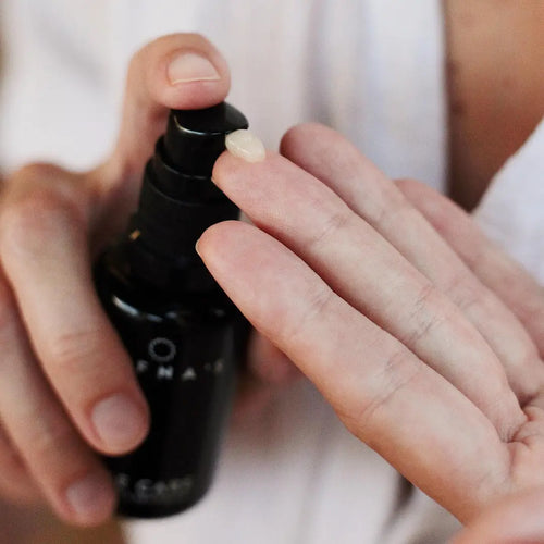 EYE CARE | Tratamiento hidratante, reduce ojeras y hinchazón. | 20ml.